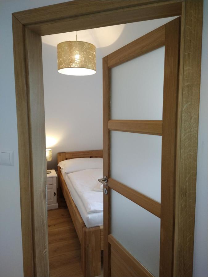 Apartmany Maly Mnich Mníšek pod Brdy Exteriör bild