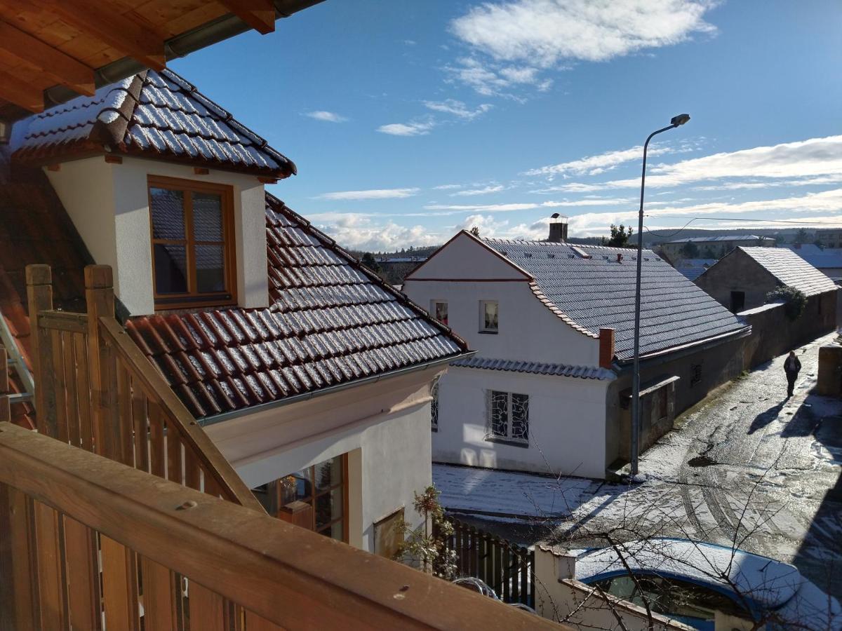 Apartmany Maly Mnich Mníšek pod Brdy Exteriör bild